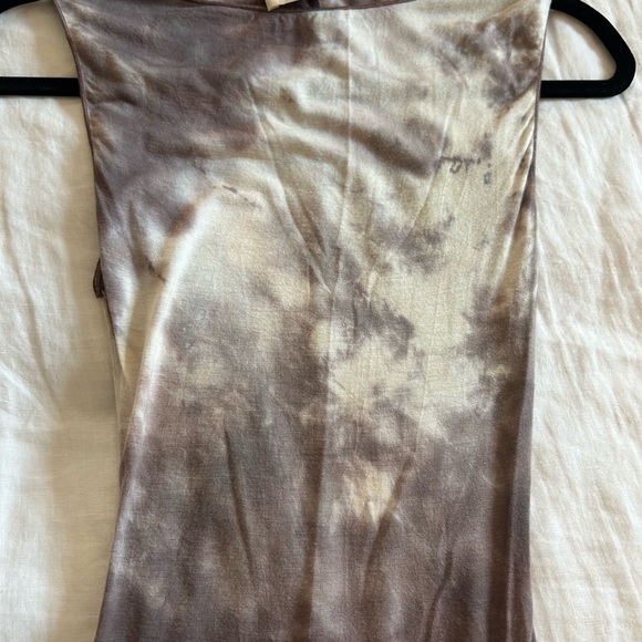 DISSH sleeveless tie-dyed stretch dress with back slit - Picture 3 of 5